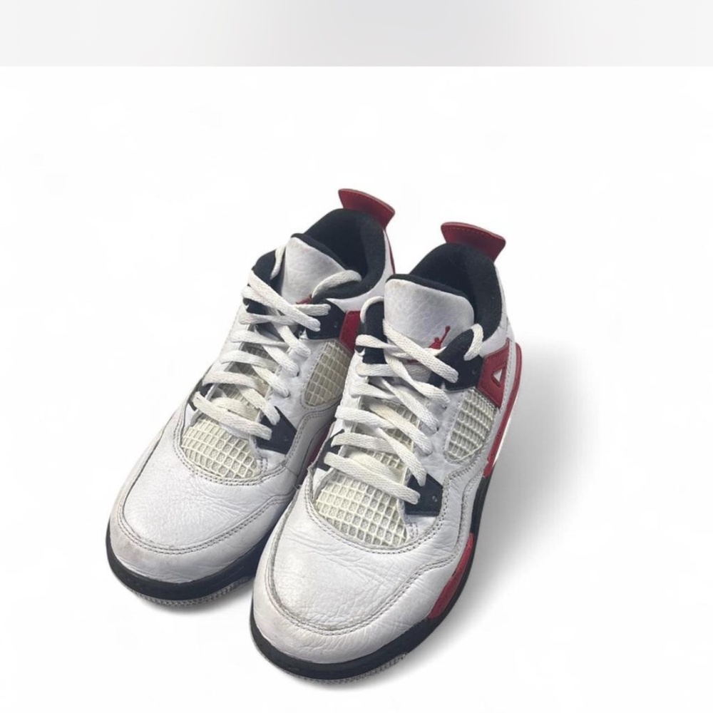 White and red retro “red cement” Jordan 4 trainers #Jordan4 Size 3Y